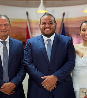 Fernando Henrique Cavalcante toma posse como prefeito de Matriz de Camaragibe