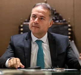 Ausência de Renan Filho marca evento do MDB em Maceió e movimenta bastidores de olho em 2026