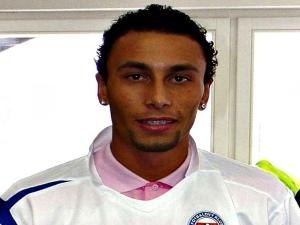 ASA acerta a contratação do lateral-esquerdo Elton Lira