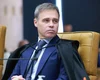Mendonça critica 'ativismo judicial' e defende respeito à Constituição