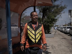 Cadastramento e renovação para mototaxistas tem início em Maceió