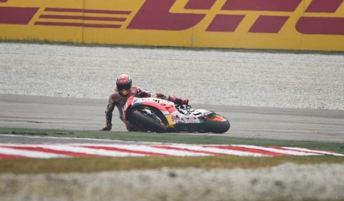 Márquez detona Rossi após toque polêmico na Malásia