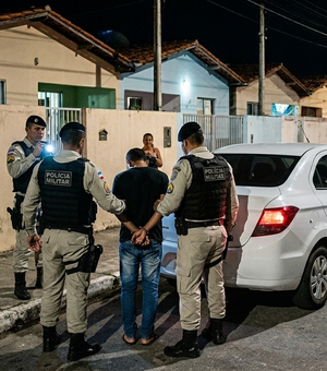 Homem é preso após descumprir medida e tentar atropelar mulher em Arapiraca