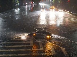 Temporal no Rio Grande do Sul deixa mais de 360 mil residências sem luz