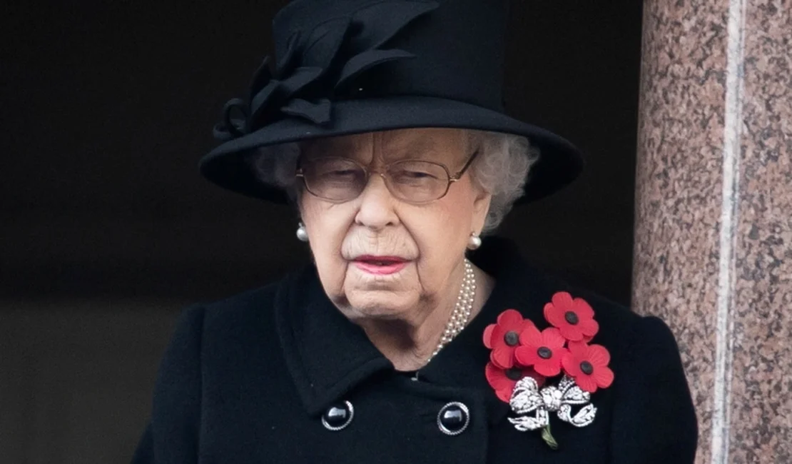 Rainha Elizabeth II diz que a Covid-19 a deixou ‘muito cansada e exausta’