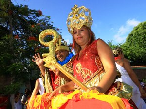 Bloco Maluco Beleza desfila nesta quinta-feira (21)
