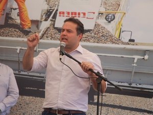 Renan Filho esclarece sobre a falta de medicamentos na rede estadual de saúde