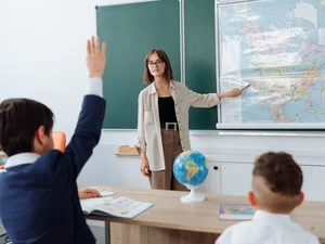Professores apontam desafios da escola em tempo integral