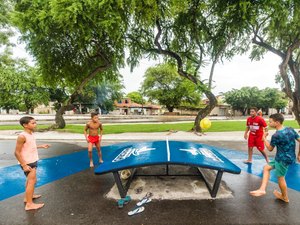 Rua Aberta da orla lagunar recebe futmesa e reforma de três quadras nesta quinta (05)