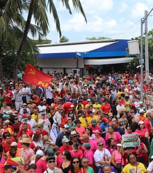 Direita silencia sobre manifestação da esquerda em Maceió contra blindagem e anistia