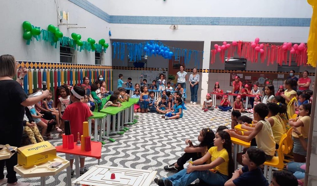 Escola municipal aborda tema ''Reutilize, Recicle e Reduza'' na 1ª Gincana do Estudante