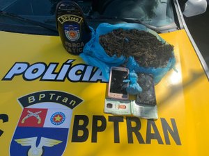 Homem é preso por tráfico de entorpecentes na tarde deste domingo (30)