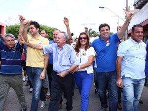 Biu faz caminhadas em União e Santana do Mundaú