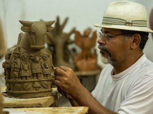 Governo lança projeto de instalação de esculturas de artesãos alagoanos