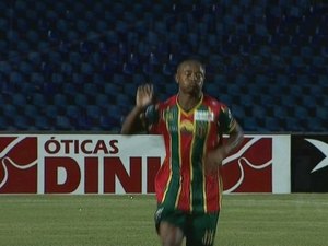 Sampaio Corrêa supera Criciúma e conquista primeira vitória na série B