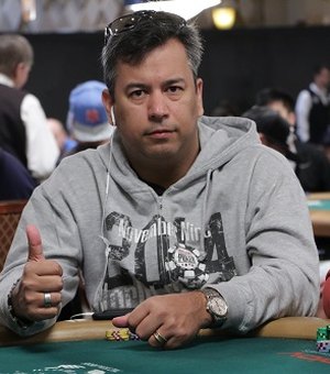 Arapiraquense Rogério Siqueira se destaca mais uma vez no Poker internacional