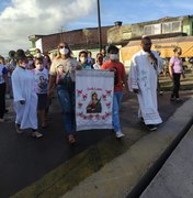 Católicos celebram festa de Santa Luzia em Matriz de Camaragibe