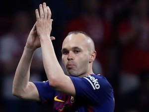 France Football pede desculpas por não ter dado Bola de Ouro a Iniesta