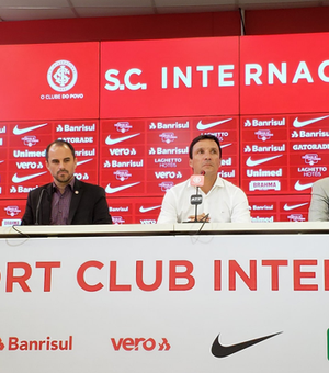 Inter apresenta Zé Ricardo como novo treinador