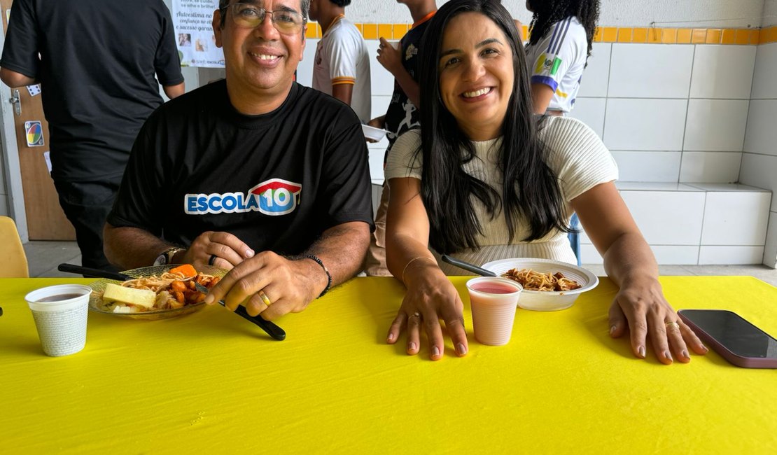 Prefeita Amiga da Escola: Márcia Cavalcante visita alunos e deseja boa prova do Saeb