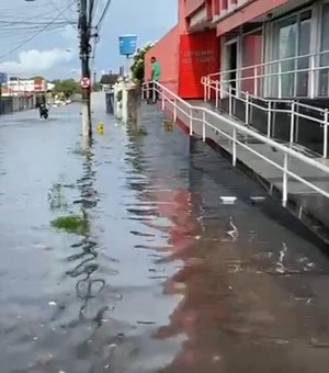 Inmet emite alerta para mais chuvas intensas na capital e outras 72 cidades de Alagoas