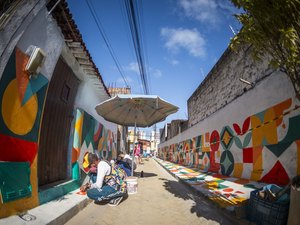 Intervenções da Prefeitura transformam rua na Jatiúca em passeio público