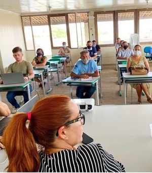 Tainá Veiga e Conselho Municipal de Saúde discutem melhorias no setor em Lagoa da Canoa