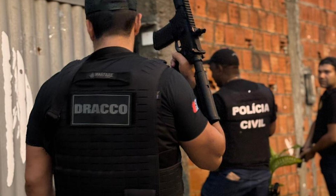 Operação cumpre mais de 50 mandados contra organizações criminisosas em Maceió e região