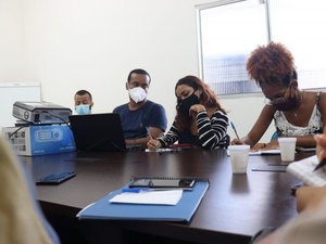 Pesquisadores da prefeitura participam de capacitação sobre coleta de dados em campo