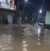 Fortes chuvas causam alagamentos e prejuízos em diversos pontos de Atalaia