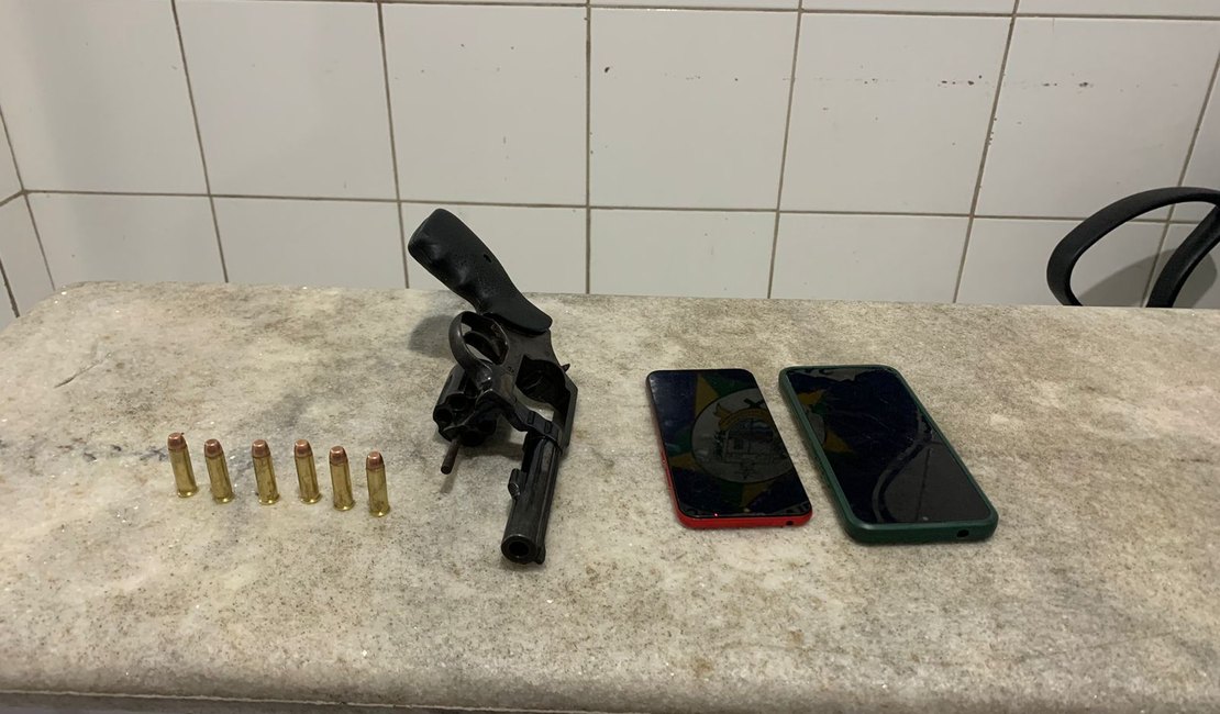 Dois homens suspeitos de sequestro são presos em flagrante