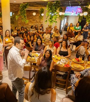 Daniel reforça compromisso com pautas femininas durante encontro com mulheres