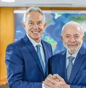 Lula e Tony Blair conversam sobre G20 e combate a extremismo