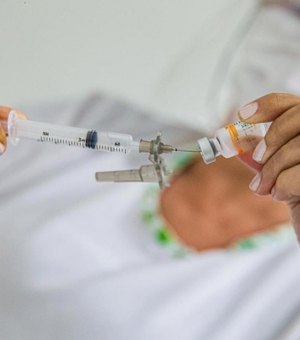 194.634 doses das vacinas contra a Covid-19 foram aplicadas em AL