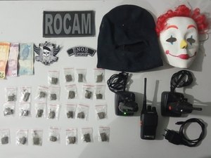 Mulher tenta fugir mas é presa com drogas em Arapiraca