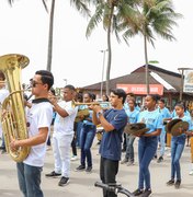 Assistência Social de Maragogi promove desfile do CRAS e inaugura banda fanfarra