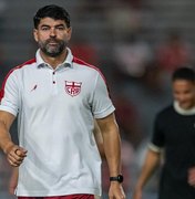 Após 11 derrotas, CRB anuncia fim da direção de Ari Barros