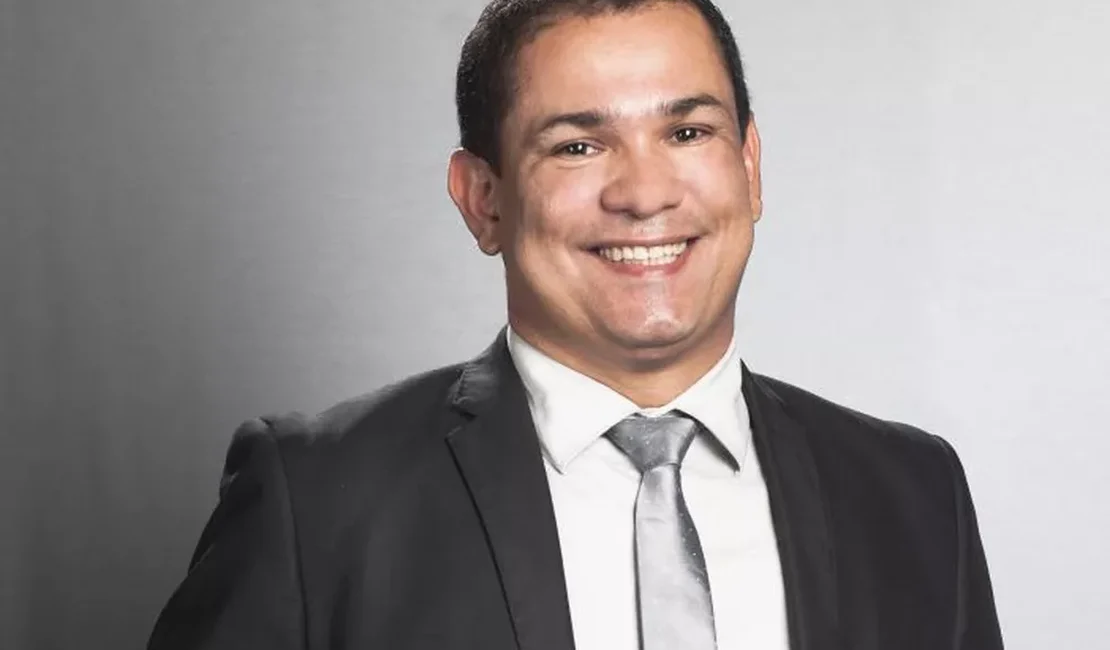 Bolsonarista Flávio Moreno defende armamento civil e criação de 150 escolas militares em Alagoas