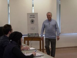 Temer diz ter confiança nas urnas eletrônicas e convicção de que eleição será tranquila