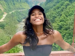 Juliana Marins morreu na terça ou quarta-feira, quatro dias após queda de penhasco