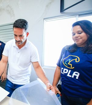 Paulo assina compromisso para manter  Programa do Leite em Alagoas