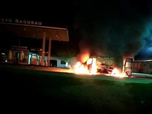 [Vídeo] Criança torturada pelo padrasto sobrevive a incêndio de ambulância durante resgate