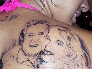 Fã quer apagar tatuagem de Joelma e Chimbinha das costas