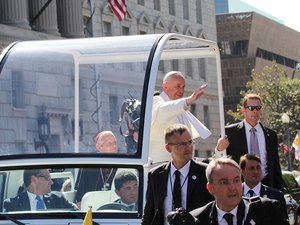 Papa Francisco revela ter sofrido tentativas de assassinato