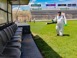 Prefeitura realiza higienização e prepara Estádio Municipal para Campeonato Alagoano