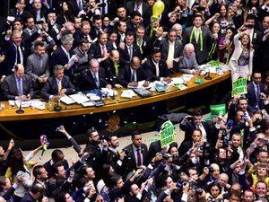 Mais da metade dos líderes no Congresso têm ocorrências judiciais