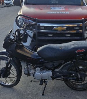 Polícia Militar recupera motocicleta furtada e entrega à proprietária em Flexeiras