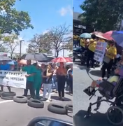 [Vídeo] Dois protestos acontecem ao mesmo tempo e travam trânsito na Fernandes Lima