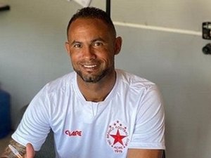 Defesa do ex-goleiro Bruno entra com pedido de liberdade condicional na Justiça do Rio