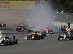 Hamilton vence no México; Nico é 2º e pode levar título com triunfo no Brasil